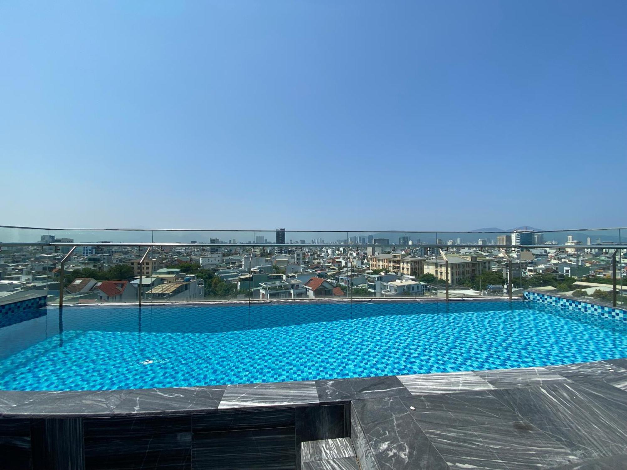 Minh Quan Hotel - Da Nang Center By Hos Exterior foto